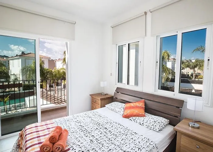 In Mit Privatem Parkplatz By Interhome Сasa de vacaciones Protaras